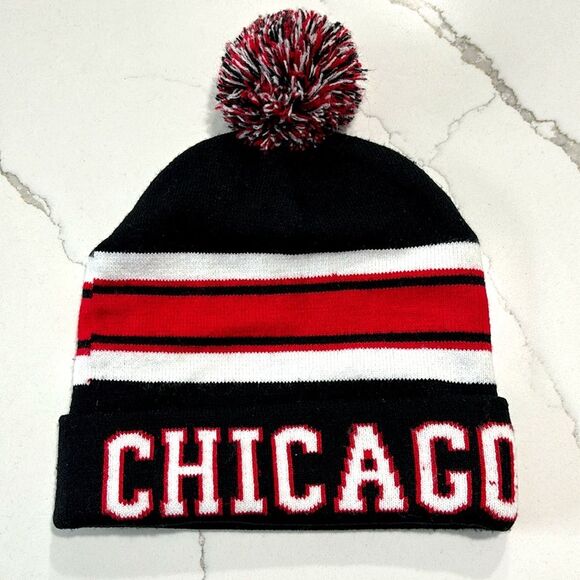 Chicago Red Black Knit Beanie Winter Snow Hat Basketball Bulls - Picture 1 of 3